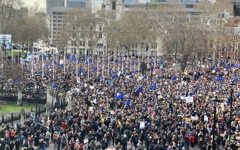 Meer dan miljoen mensen op straat tegen Brexit