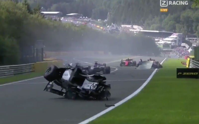 Coureur Antoine Hubert (22) is overleden na verschrikkelijke crash tijdens Formule 2 op Francorchamps