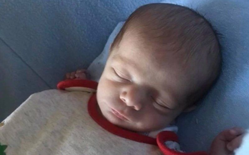Ouders beschuldigd van moord op hun baby van vijf weken
