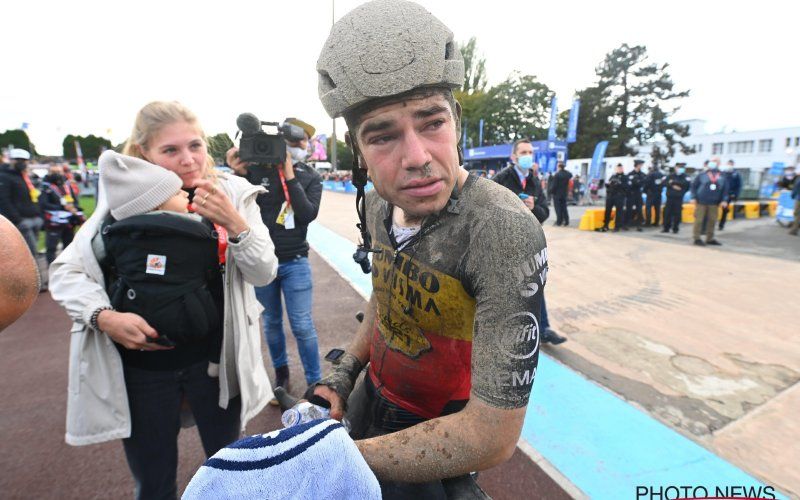 Wout van Aert neemt drastisch besluit na ontgoochelingen van WK en Parijs-Roubaix