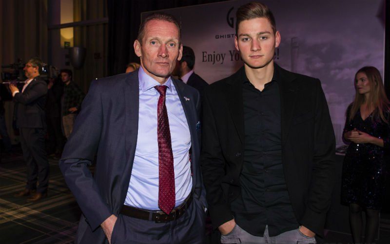 Adrie van der Poel ergert zich rot aan de kritiek op zoon Mathieu: “Het is niet realistisch wat van hem verwacht wordt”