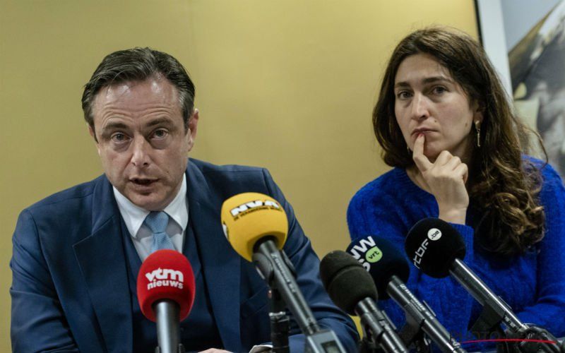 Regeringspartijen boos op Bart De Wever na solo-actie