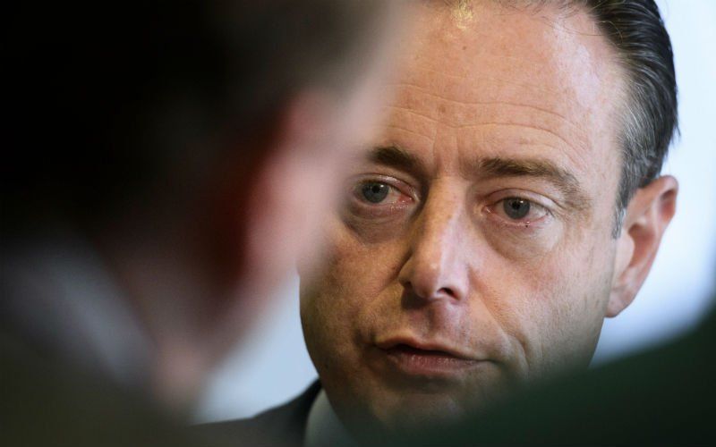 Het gaat niet goed met de moeder van Bart De Wever: "Dit hakt er diep in bij mij"