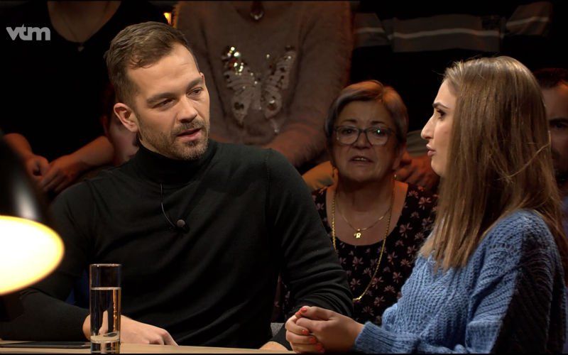 Eerste aflevering van nieuwe talkshow van VTM is een grote flop: "Dit is gewoonweg beschamend"