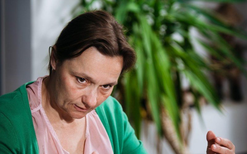 Erika Vlieghe hard aangepakt: "Zou volgens hen in de prostitutie moeten gaan"