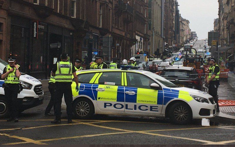 Terroristische aanslag in Glasgow, drie mensen doodgestoken