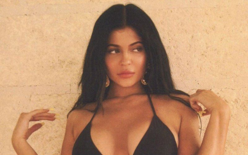 Kylie Jenner krijgt bakken kritiek na deze naaktfoto