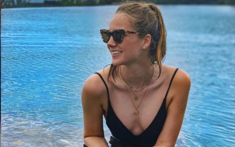 Lauren Versnick doet bekentenis over haar seksleven: “Dat werd met mama besproken”