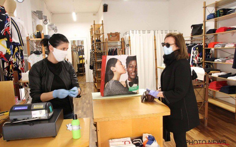 Vakbonden doen oproep over mondmaskers in winkel: "Het winkelpersoneel wordt uitgelachen"