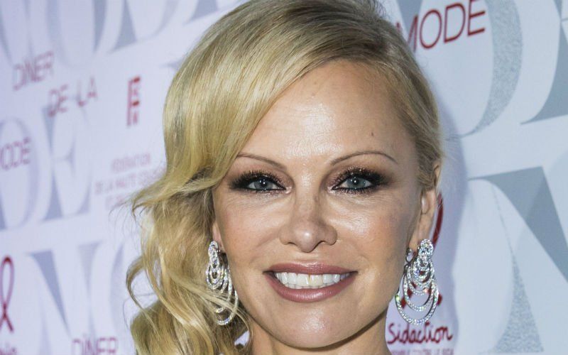 Pamela Anderson: "In naam van de dieren, dank u Vlaanderen!"