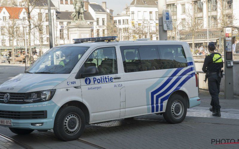 Politie pakt fors uit met actie op Herentalsebaan