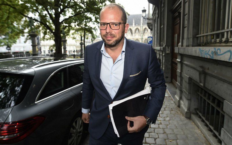 Theo Francken reikt Vlaams Belang-kiezers de hand: “Dit had ik ook liever anders gezien”