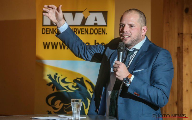 'Theo Francken zette druk om Vlaams Belang aan boord te nemen'