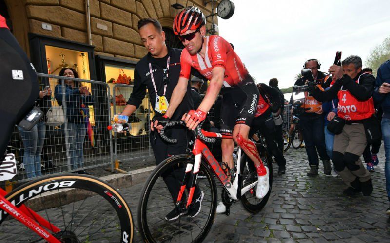 Zeer slecht nieuws over Tom Dumoulin na val in Giro