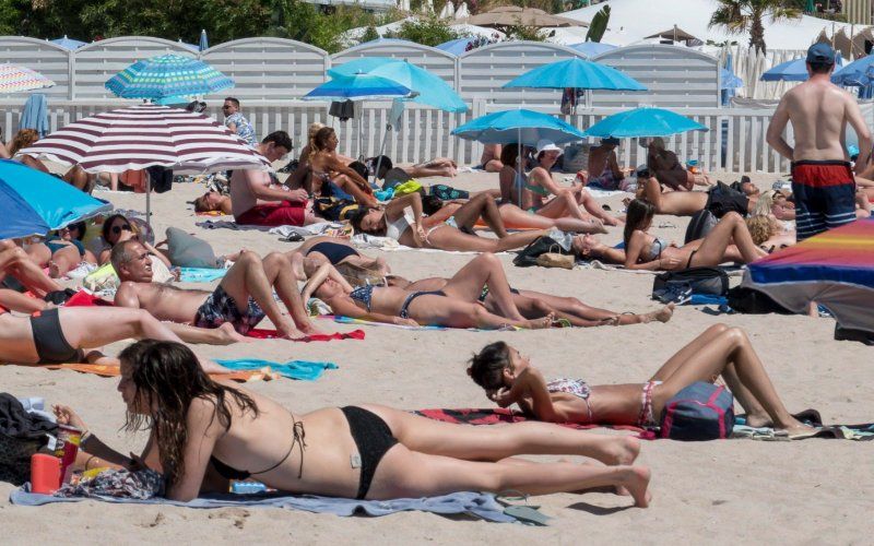 Temperaturen gaan door het dak in Zuid-Europa: Expert waarschuwt vakantiegangers voor groot gevaar