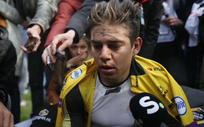 Wout Van Aert krijgt een zeer onaangename verrassing na Parijs-Roubaix