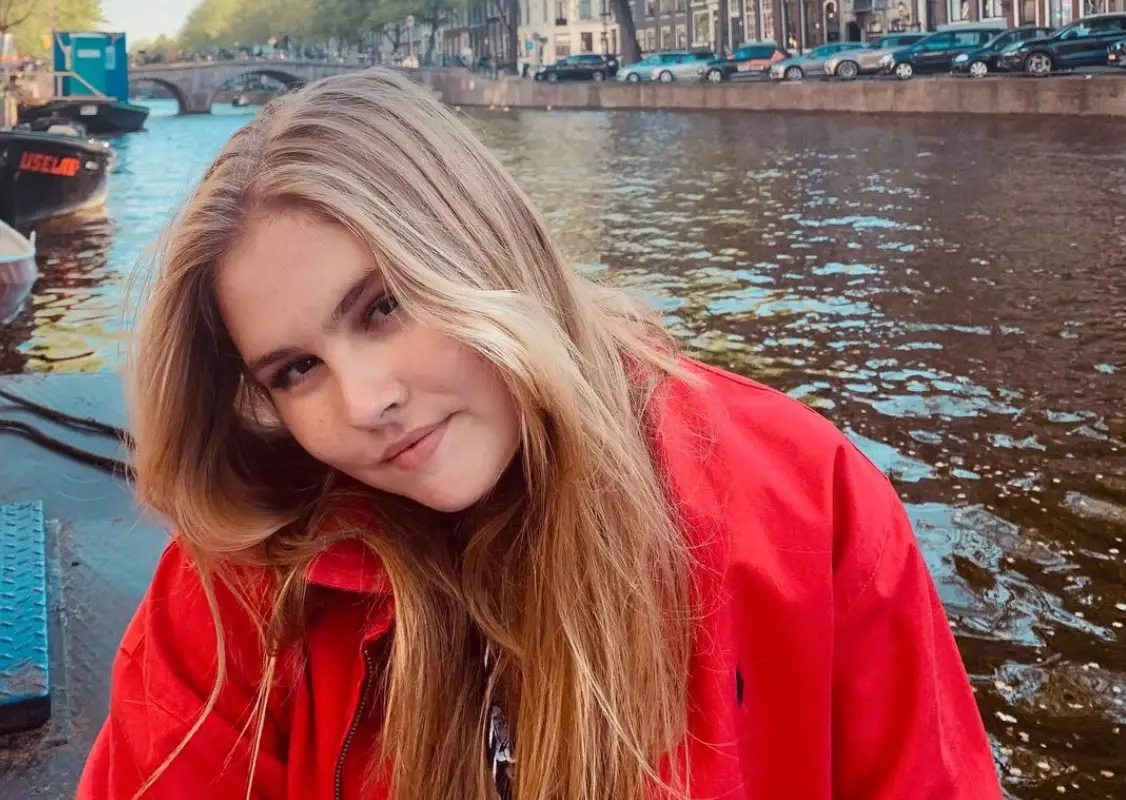 Koninklijke familie boos om gelekte foto van een dronken prinses Amalia
