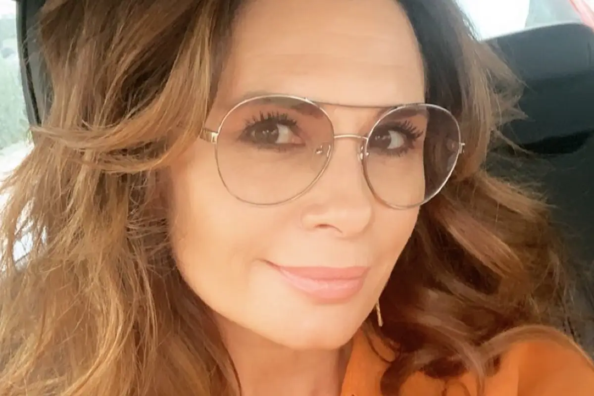 Beelden: Leontine Borsato is straalbezopen gespot