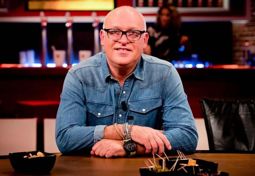 Bron: 'René van der Gijp draagt een groot geheim met zich mee'