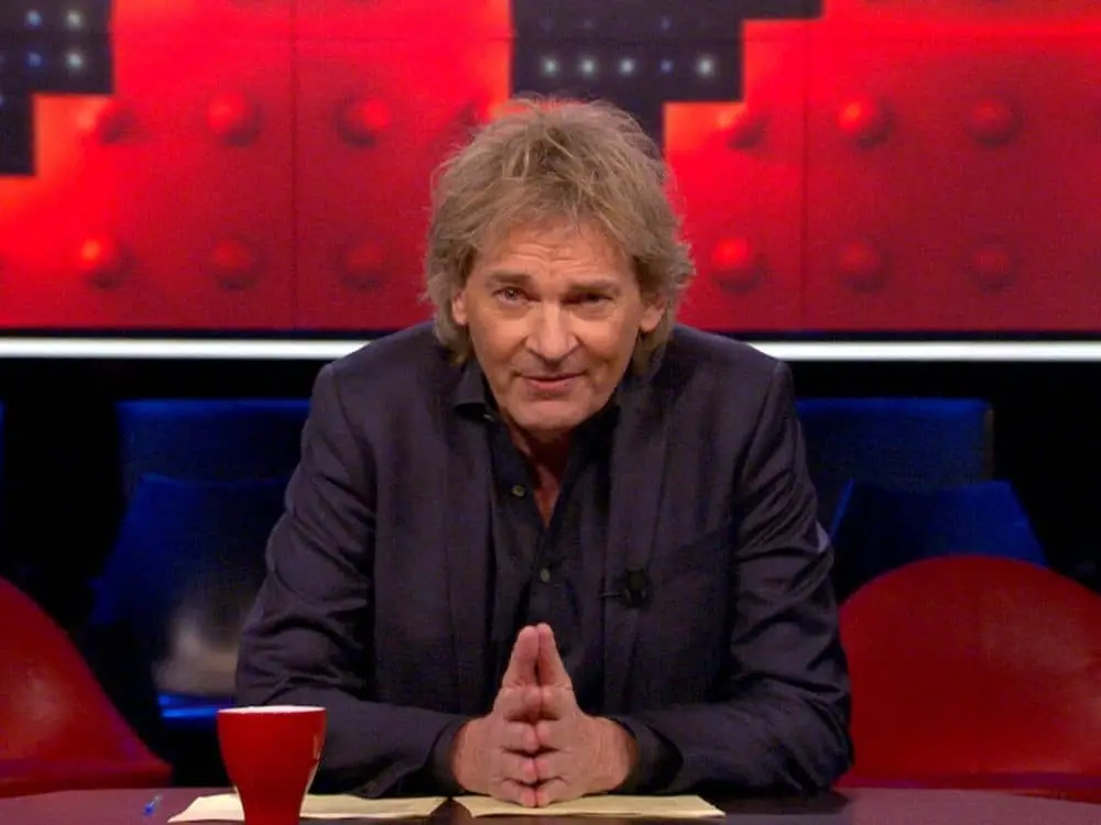 Mensen schrikken van nieuwe foto Matthijs van Nieuwkerk: "Kluizenaar!"