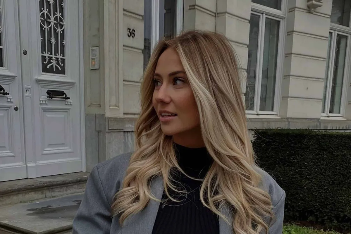 "De mooiste Miss België": Celine Van Ouytsel lokt heel wat reacties uit met prachtige portretfoto