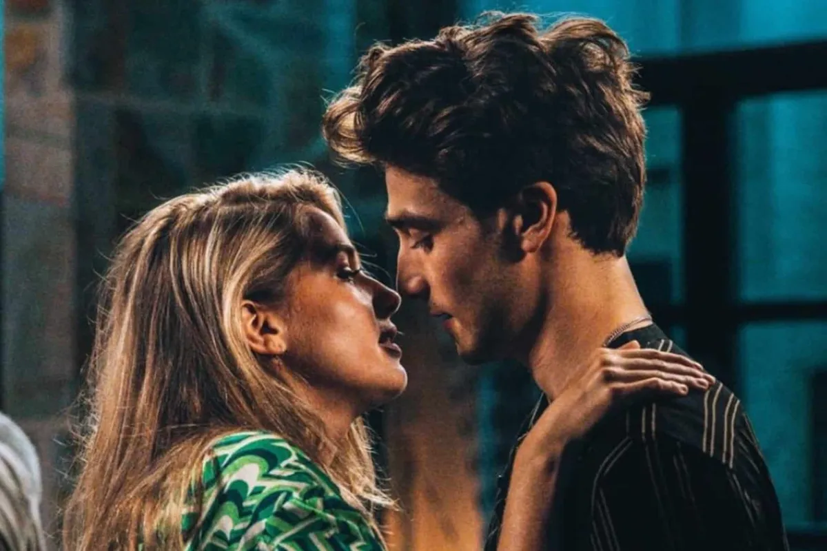 Charlotte Sieben over eerste kus met Aaron Blommaert: "Precies een roofdier"