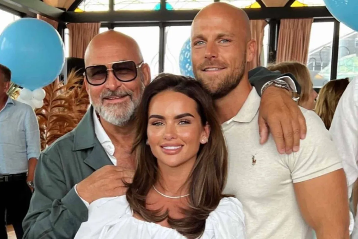 Sarah van Soelen, de ex van André Hazes, verwelkomt nieuwe man in haar leven: "Hou van jou"