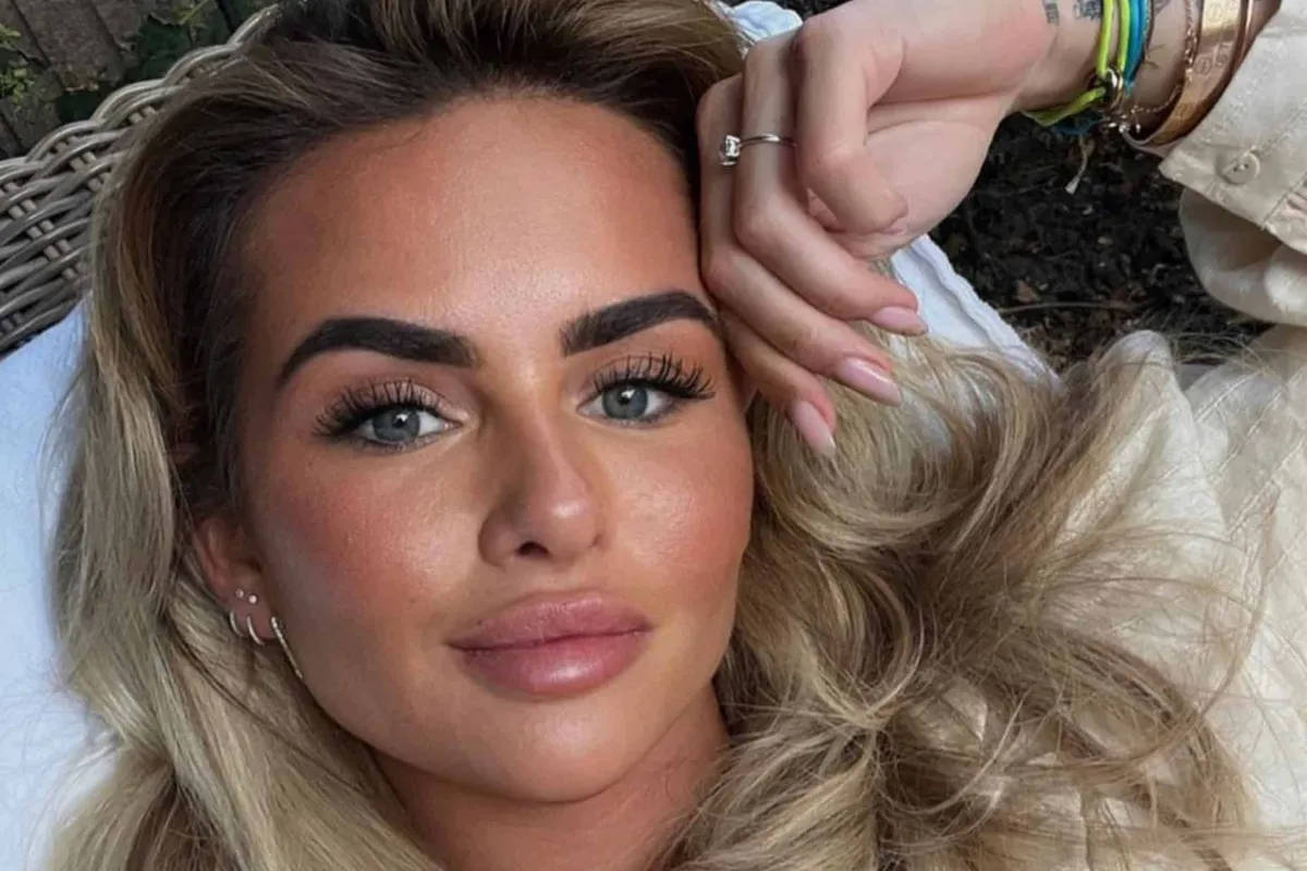 Sarah van Soelen toont haar killerbody in niemendalletje