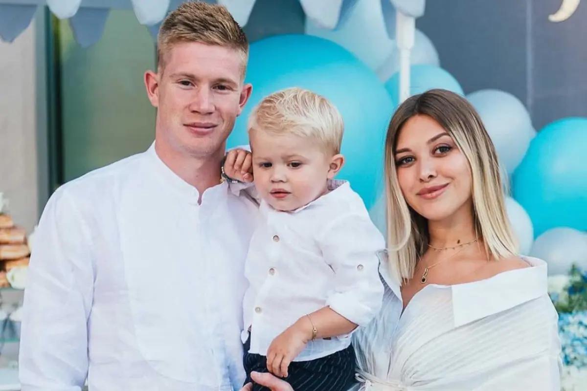 Michèle Lacroix, de vrouw van Kevin De Bruyne, ziet er plots helemaal anders uit