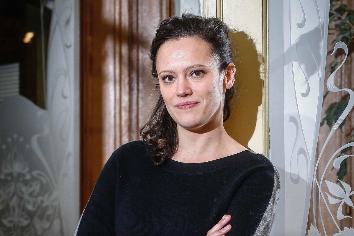 Actrice Marieke Dilles onthult hoelang 'Vicky' te zien zal zijn in 'Thuis'