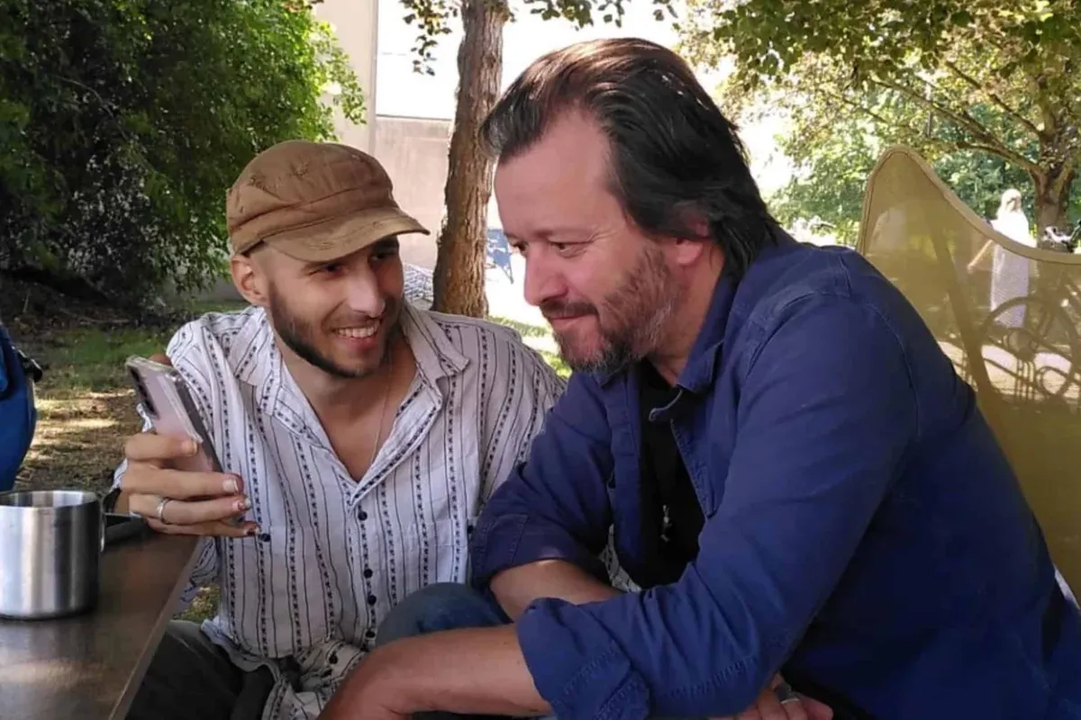 'Chantal'-acteur Mathias Sercu heeft zeer droevig nieuws te melden: "Veel sterkte"