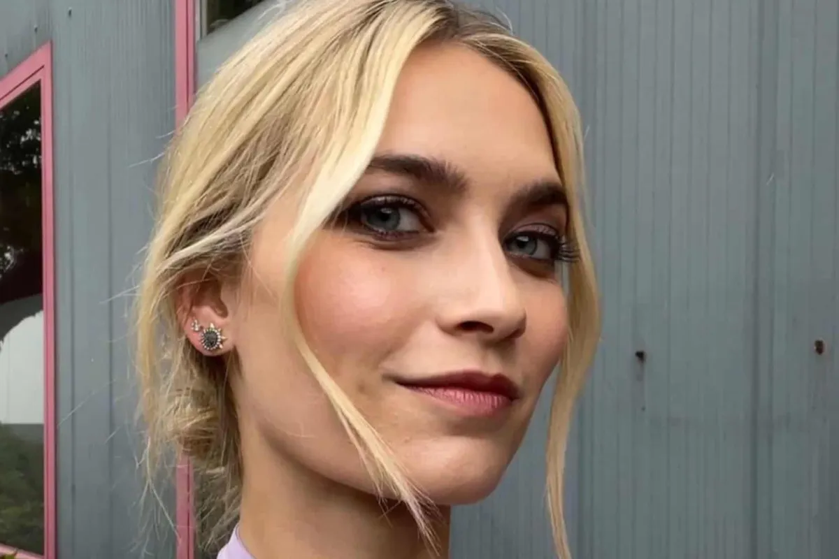 Tinne Oltmans pakt uit met zeer sexy verjaardagsfoto's: iedereen is hetzelfde opgevallen