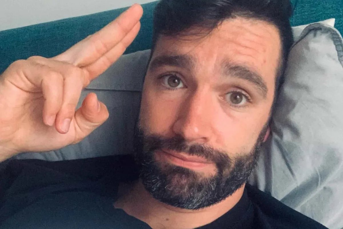 Metejoor kampt met gezondheidsproblemen: zanger vertelt zelf wat er aan de hand is