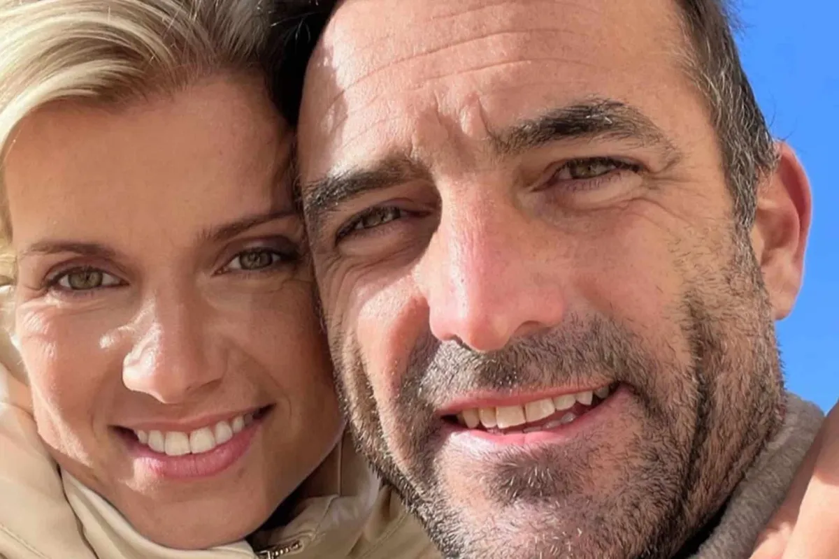 Emotionele Gunther Levi heeft update over de gezondheidstoestand van zijn vrouw