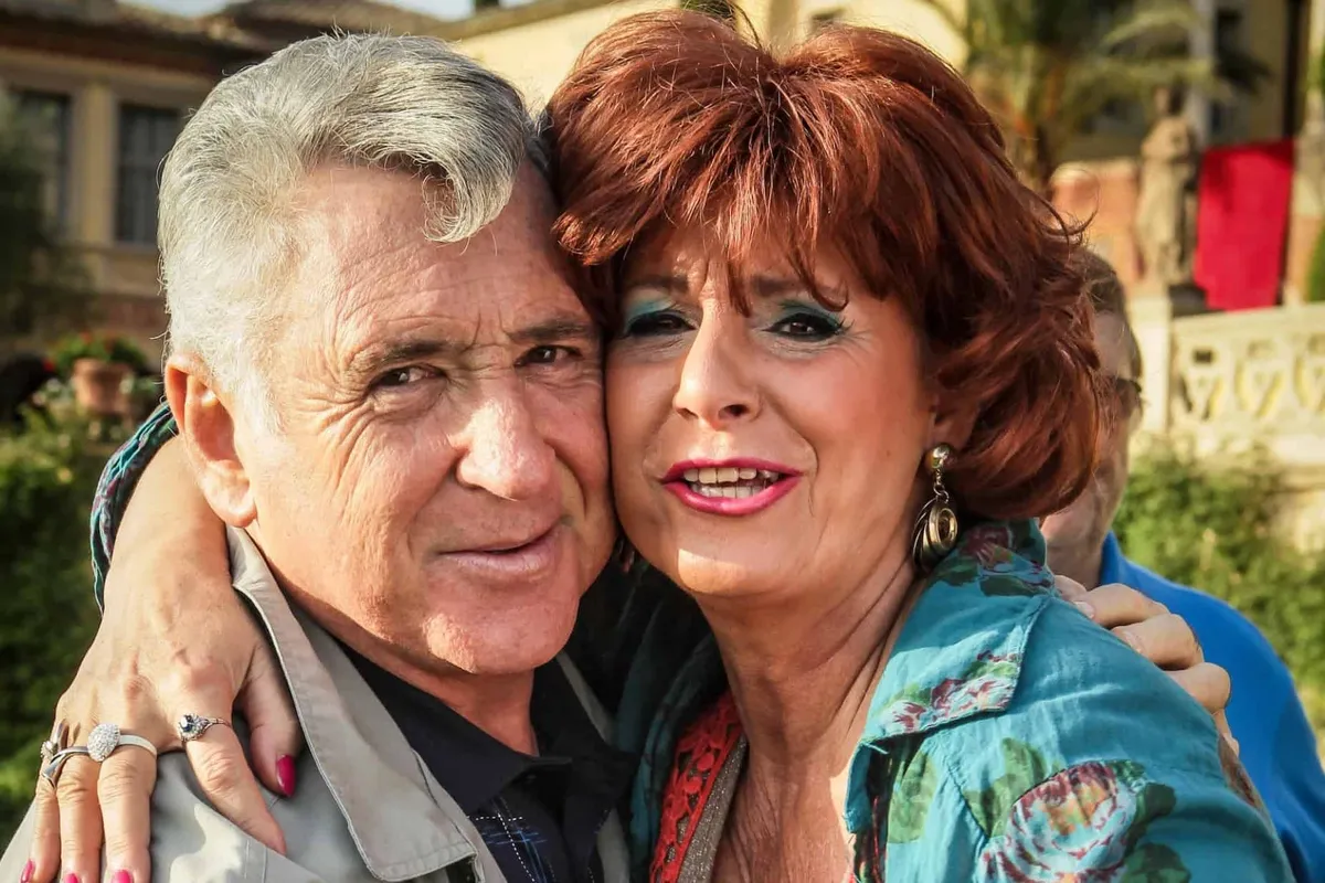 'FC De Kampioenen' brengt prachtig eerbetoon aan Johny Voners: "Wilden hem onvergetelijk maken"