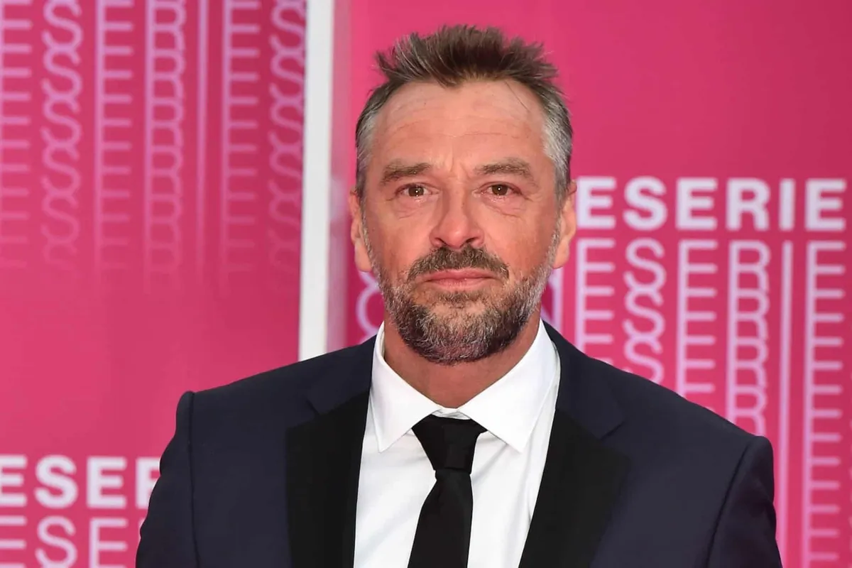 Tom Waes deelt aangrijpende beelden vanuit het ziekenhuis: "Veel sterkte!"