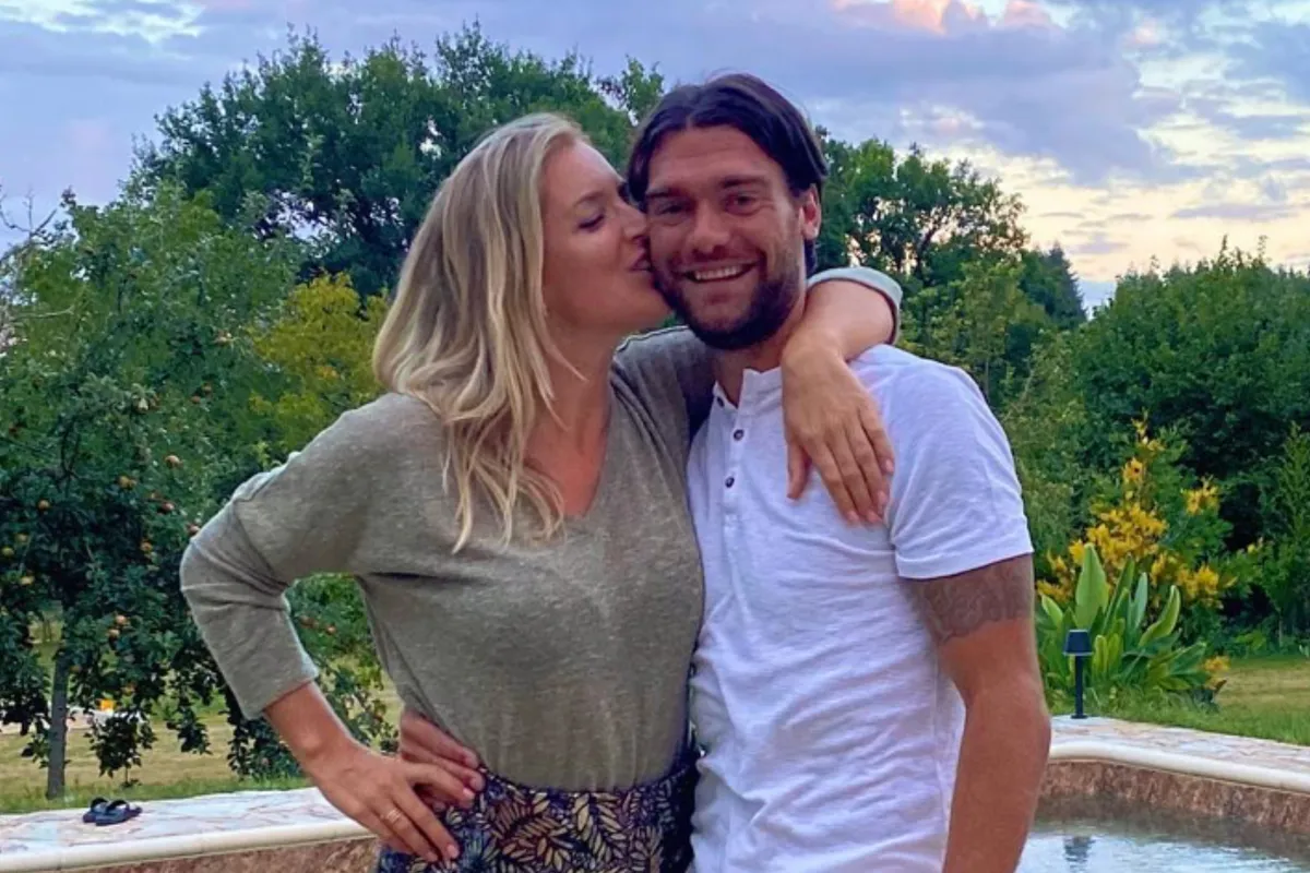 Om van te smelten: Lyn Kerkhofs post heel intiem kiekje met haar pasgeboren dochtertje