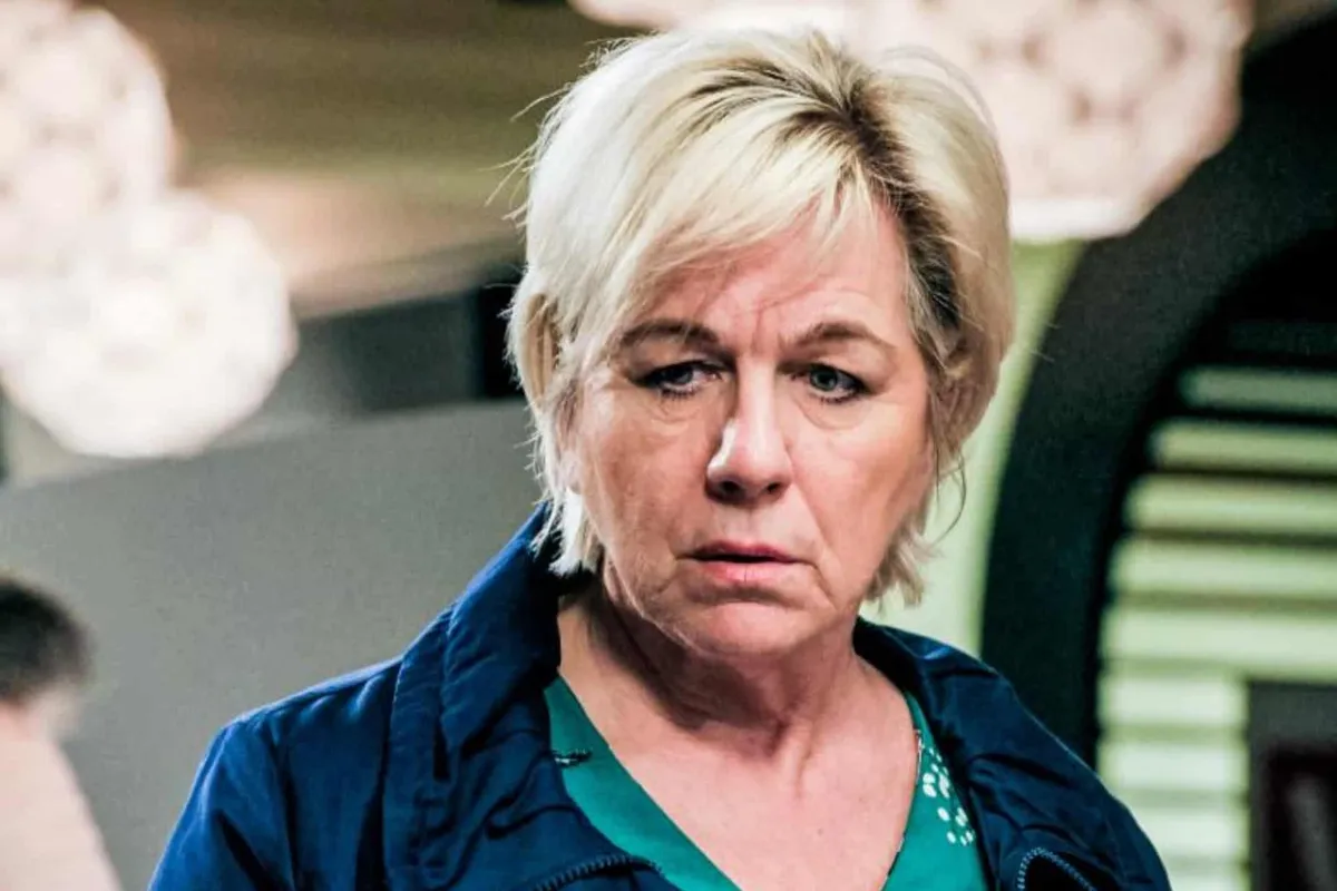'Familie'-actrice Hilde Van haesendonck deelt droevig nieuws over haar gezondheid: "Al veel kaarsjes gebrand"