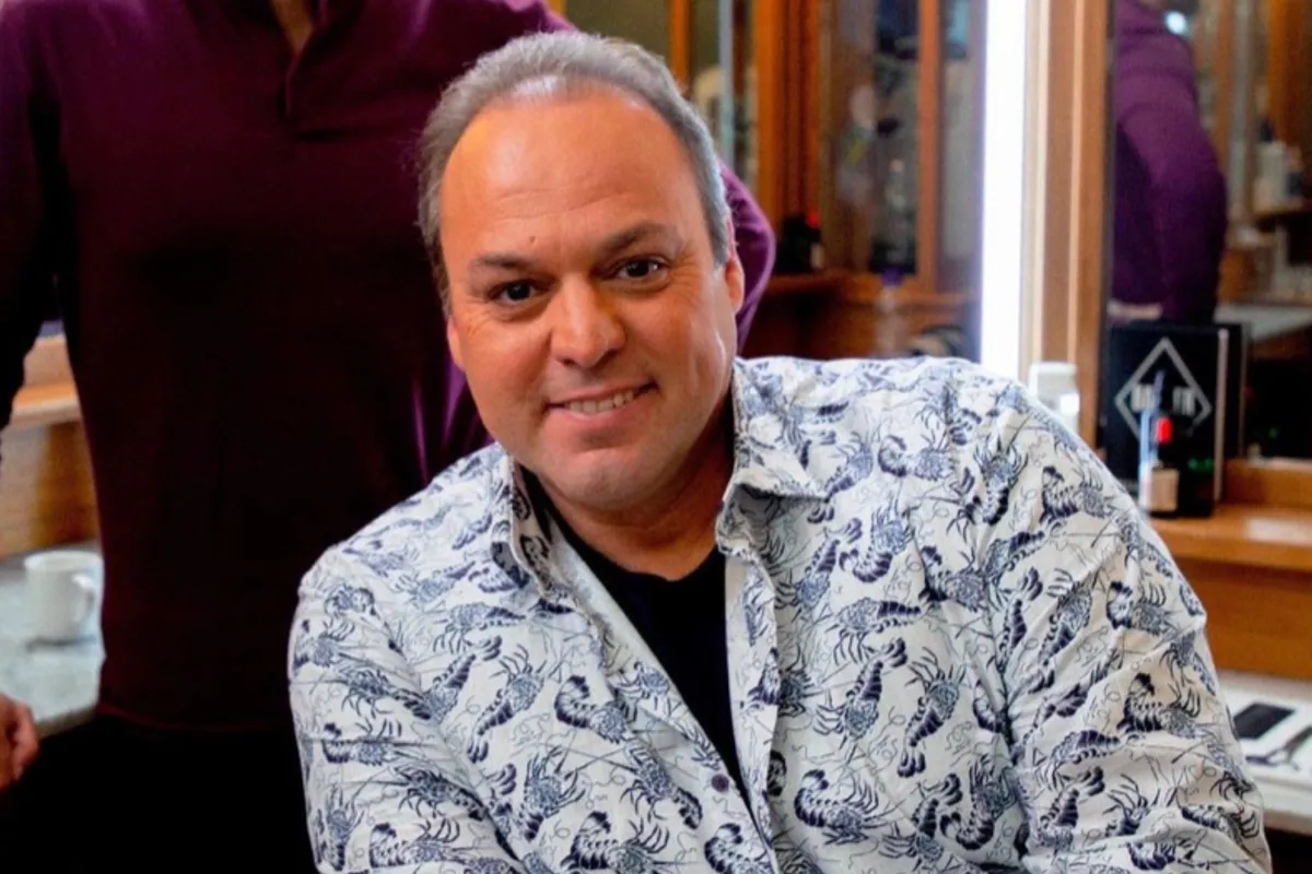 De kilo's vliegen eraf bij zanger Frans Bauer (49) die transformatie toont: "Nog 8 kilo te gaan"