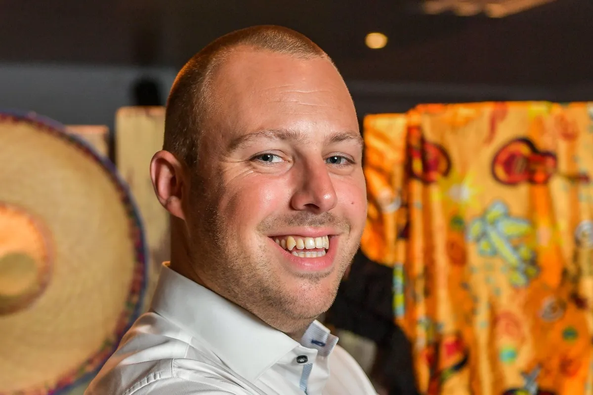 Ex-priester Pieter uit 'De Mol' wordt voor het eerst vader: “Wij zijn zo gelukkig"