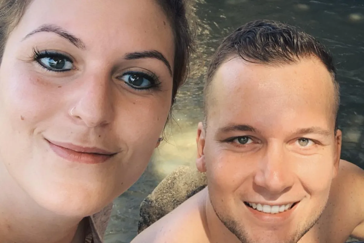 Een jaar na de dood van haar zoontje: Eline uit 'De Mol' onthult op prachtige manier dat ze opnieuw zwanger is