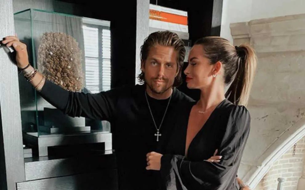 Vader van Sarah van Soelen laat weten of zijn dochter nog samen is met André Hazes