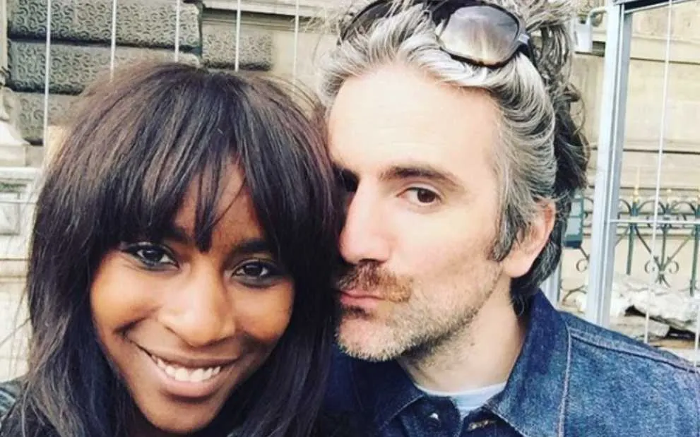 Elodie Ouedraogo doet opmerkelijke onthulling over Jeroom: “Hij kan dit thuis écht niet zien”