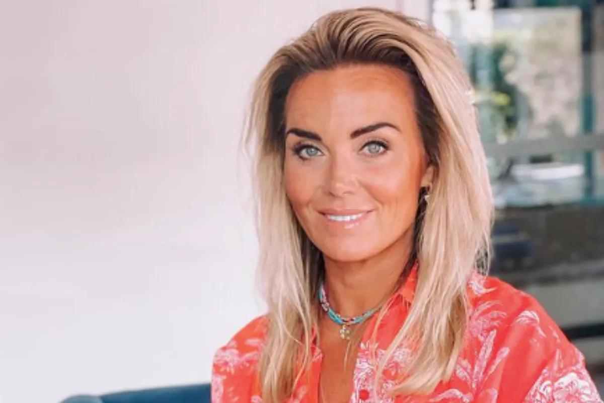 Monique Westenberg kapot van verdriet: "Mijn strot knijpt dicht"