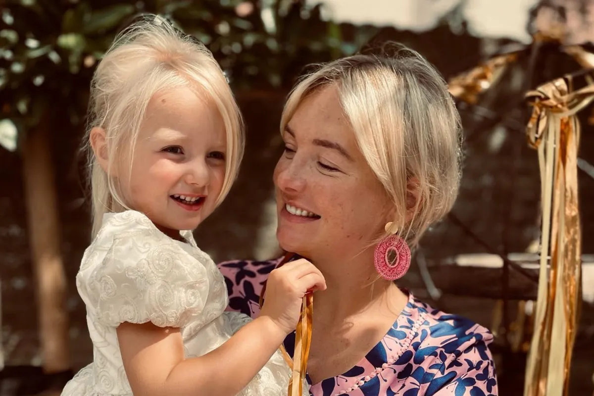 Maxime Meiland onthult voor het eerst meer over de vader van dochtertje Claire: "Heel dom"