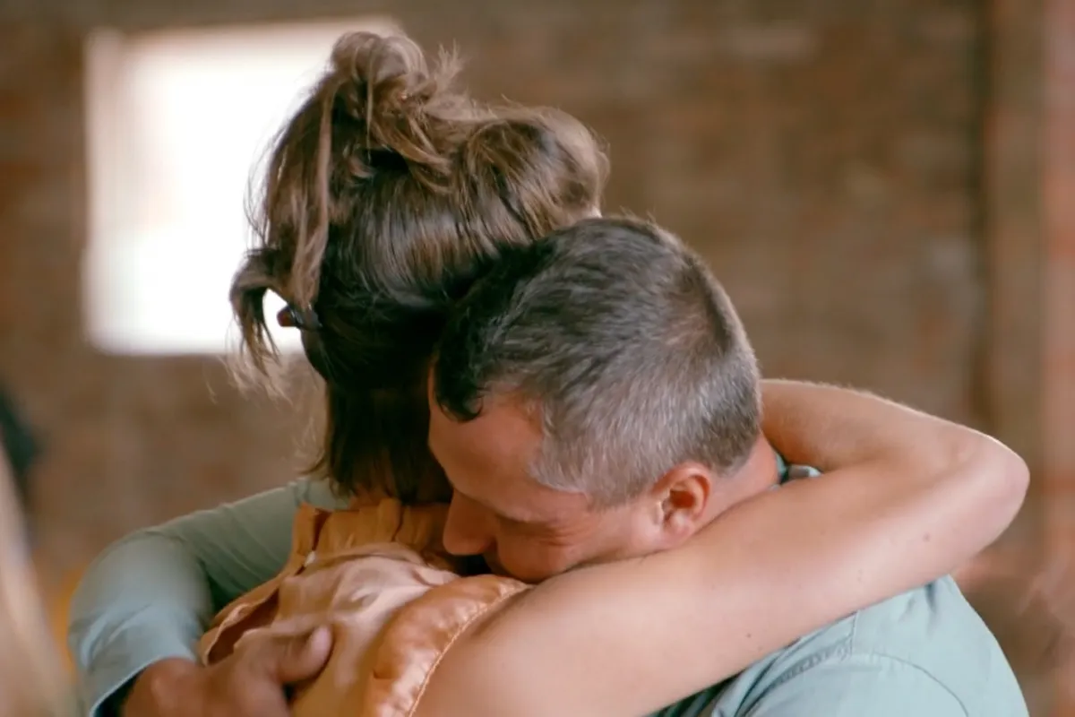 Na zijn emotionele vertrek uit 'Boer zkt Vrouw': Kristof zwijgt niet meer en haalt uit naar boerin Cathy