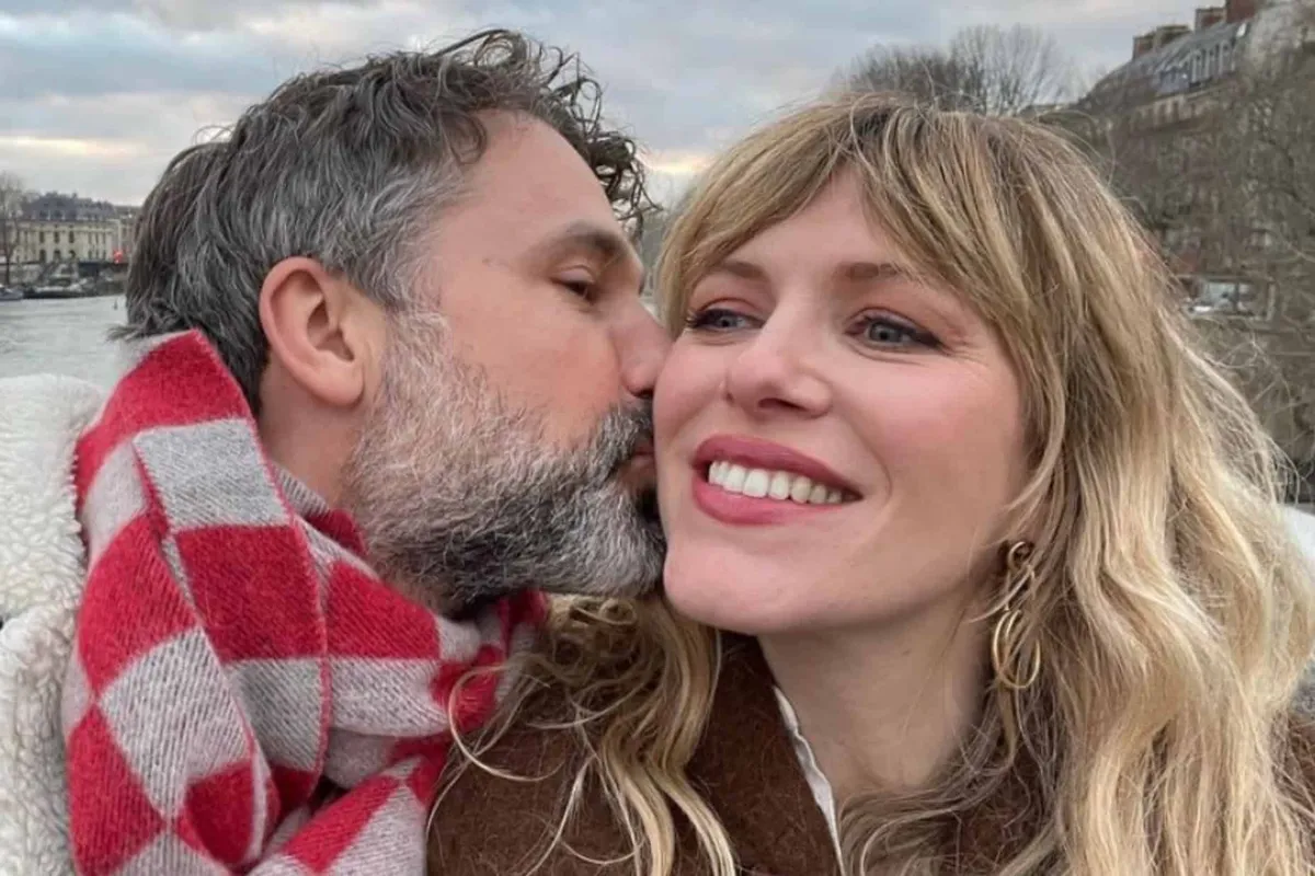 Presentator Thomas Vanderveken en Véronique Leysen maken prachtig nieuws bekend: "Proficiat!"