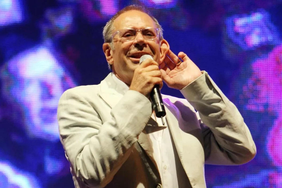 Zeer verontrustend nieuws over Rob de Nijs (80): zanger met spoed overgebracht naar het ziekenhuis