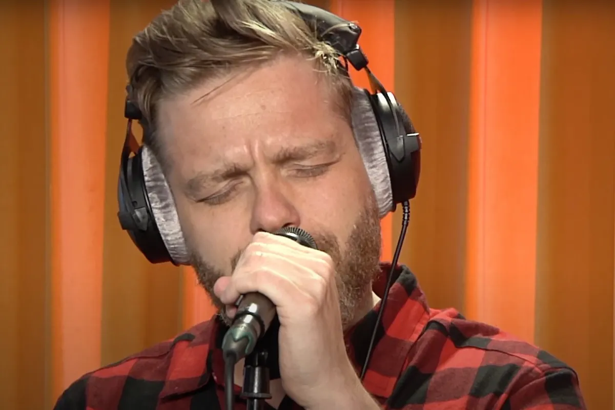 Zanger Udo compleet gebroken na onverwacht overlijden: "Niet te vatten dat je er niet meer bent"