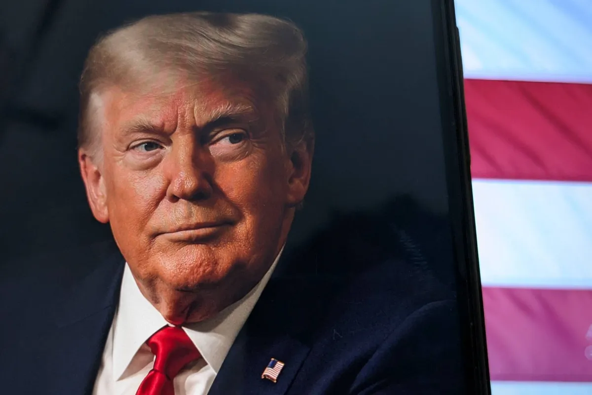 Donald Trump belooft einde aan 'woke'-gekte in musea: "WOKE IS BROKE!"